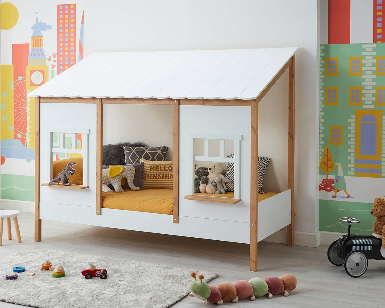 Hausbett 120x200 mit Dach – der ideale Rückzugsort für dein Kind