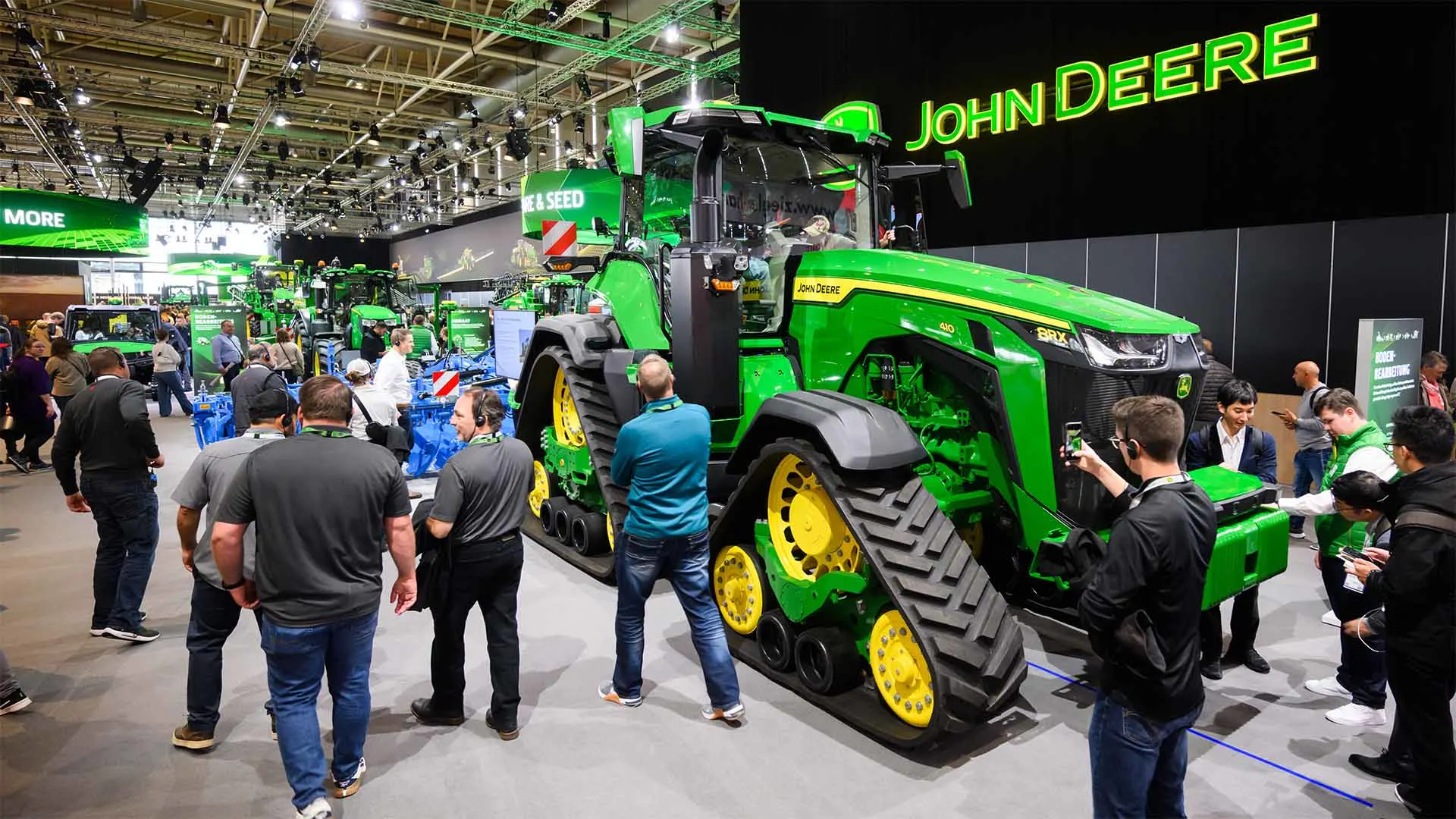 Kraftstoffeffizienz im Fokus: John Deere Maschinen im Einsatz